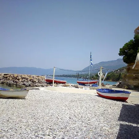 Σπίτι διακοπών 1-bed Yurt In Megali Mantinia With Sea Views! *